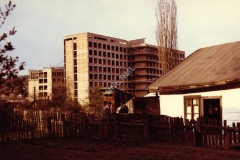 Az év folyamán folytatódott az új kórház építése. 1964. május.