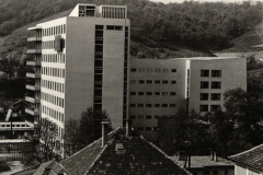 A megyei kórház központi épülete, 1968.